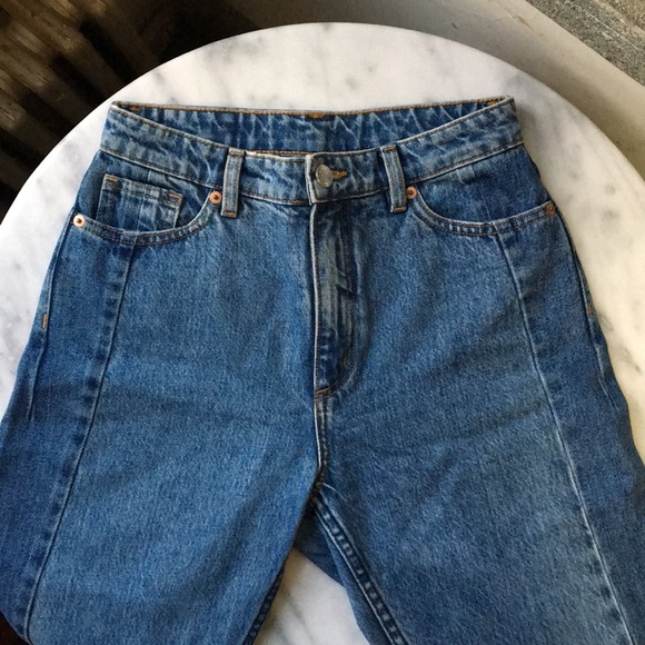 Monki kimomo High Relaxed Jean - Picture 2 of 8